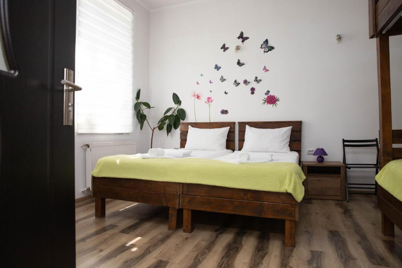 Cosy Apartment In City Centre Орадеа Екстериор снимка