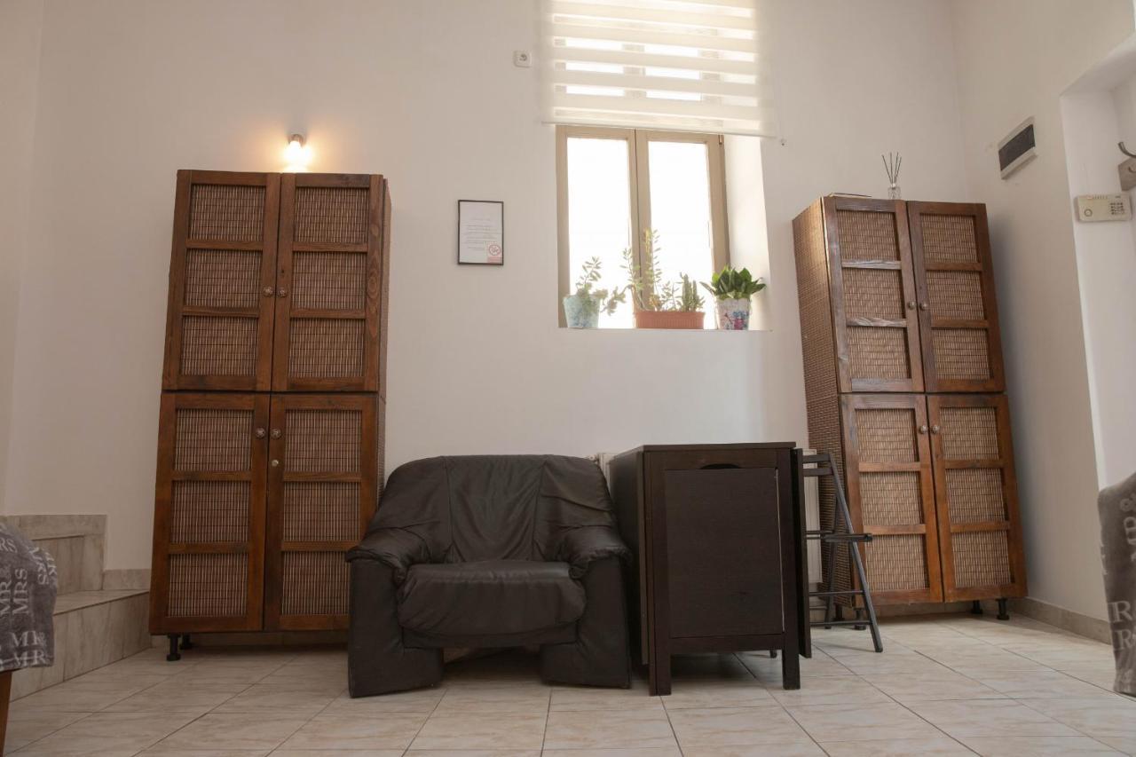 Cosy Apartment In City Centre Орадеа Екстериор снимка