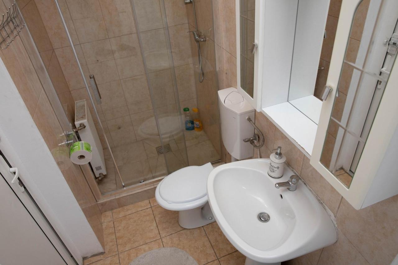 Cosy Apartment In City Centre Орадеа Екстериор снимка